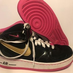 Size 4.5y Air Force 1 mid